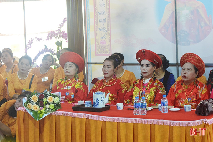 40 thanh đồng, đạo quan tham dự liên hoan thực hành tín ngưỡng thờ mẫu tam phủ tại Hồng Lĩnh