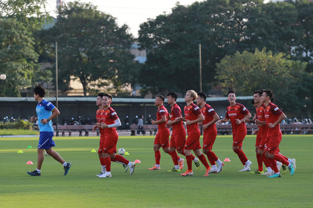 Giáo án “nhẹ nhàng” trong buổi tập thứ 2 của ĐT Việt Nam