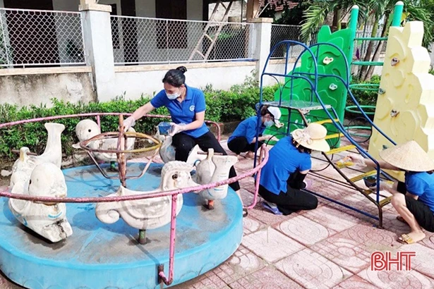 Tuổi trẻ Hà Tĩnh đồng loạt hưởng ứng “Ngày chủ nhật xanh” toàn quốc năm 2021