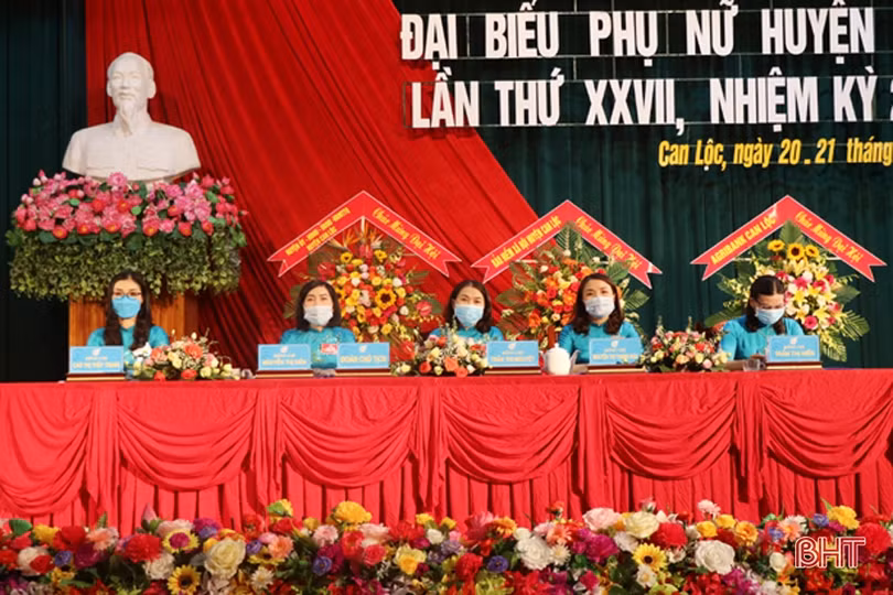 Đại hội Đại biểu phụ nữ huyện Can Lộc bầu 29 ủy viên Ban Chấp hành nhiệm kỳ 2021 - 2026