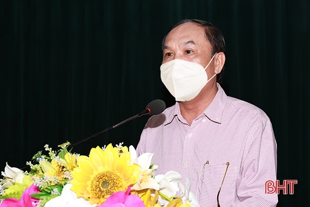 Lãnh đạo Hà Tĩnh tặng quà gia đình chính sách nhân ngày Thương binh - Liệt sỹ