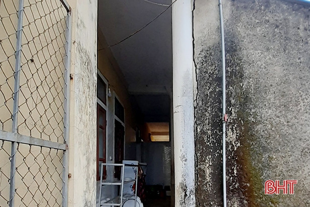 Một doanh nghiệp hỗ trợ kinh phí sửa chữa 2 trường học ở Hà Tĩnh