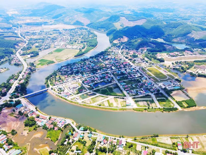 Vũ Quang bừng sáng giữa đại ngàn