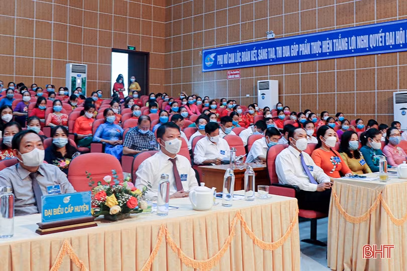 Đại hội Đại biểu phụ nữ huyện Can Lộc bầu 29 ủy viên Ban Chấp hành nhiệm kỳ 2021 - 2026