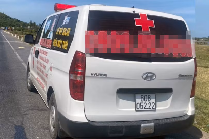 Thông tin về xe cứu thương chở người từ Đồng Nai về Hà Tĩnh