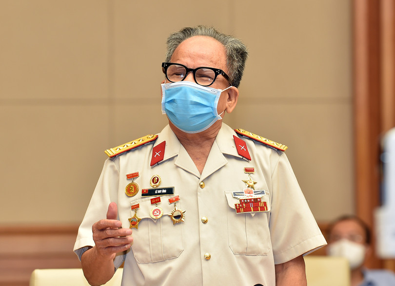 Anh hùng Lê Duy Ứng phát biểu tại cuộc gặp mặt. - Ảnh: VGP/Nhật Bắc Chính phủ hoàn thiện cơ chế, chính sách ở mức cao nhất, trách nhiệm nhất để tri ân sâu sắc với người có công và gia đình chính sách