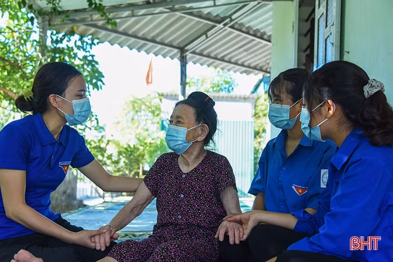 Tháng bảy tri ân trên mảnh đất Hà Tĩnh anh hùng