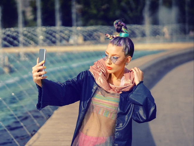 Vấn nạn “ảnh đẹp nhờ chỉnh sửa” đang được các quốc gia xử lý thế nào?