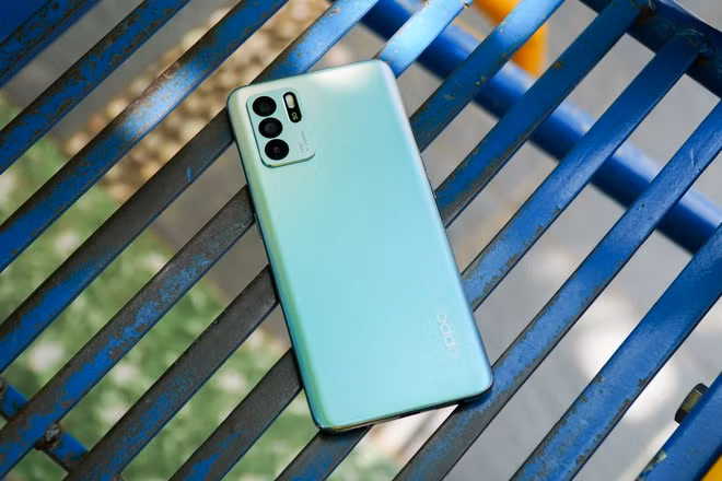 Oppo ra mắt Reno6 Z: Thiết kế mỏng nhẹ, hỗ trợ 5G, camera nhiều tính năng