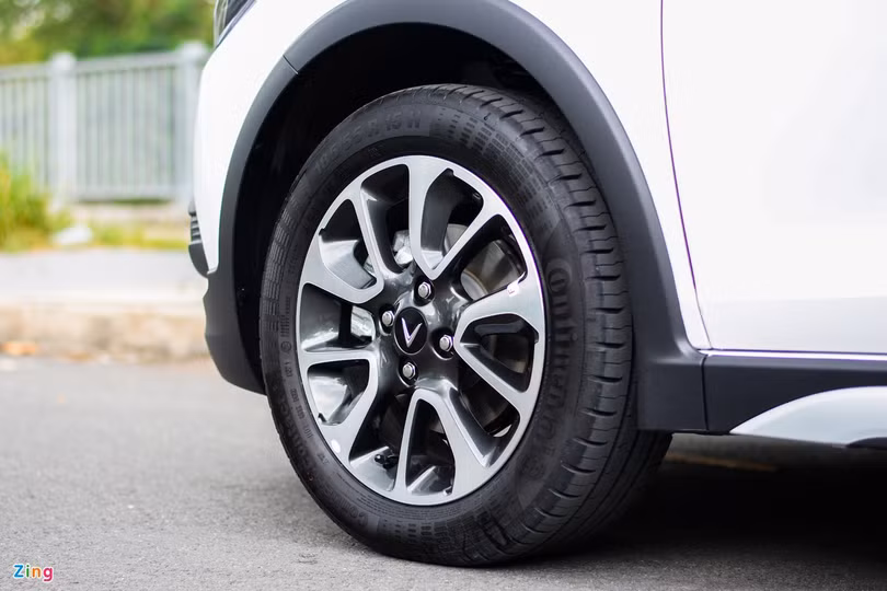 Cách giảm tiếng ồn khoang lái trên ôtô bình dân