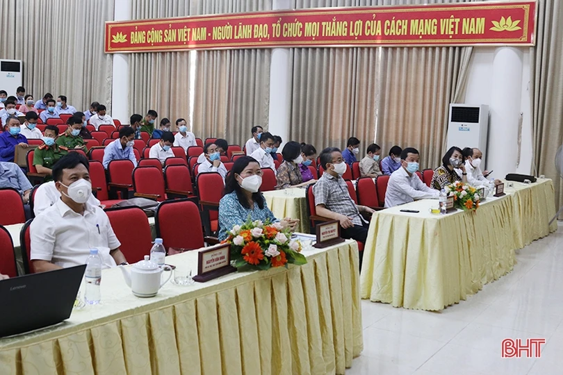 21 tập thể, 14 cá nhân được huyện Thạch Hà khen thưởng trong công tác bầu cử