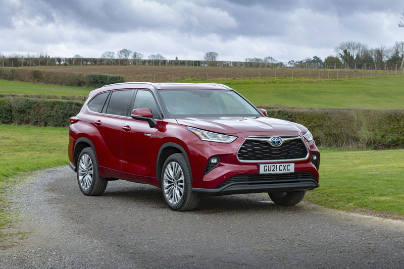 Top 10 xe SUV và crossover tốt nhất năm 2021: 