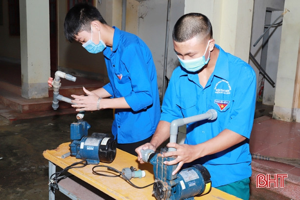 Hơn 200 đoàn viên thanh niên Nghi Xuân hưởng ứng “Ngày chủ nhật xanh”