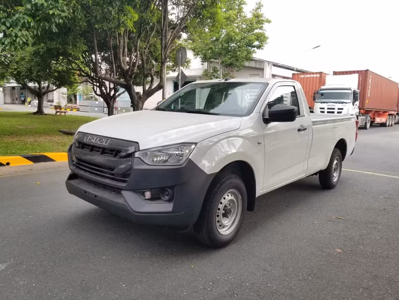 Loạt ôtô giá dưới 1 tỷ đồng vừa ra mắt Việt Nam