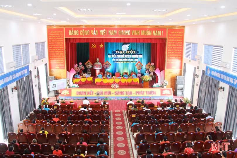 Bà Võ Thị Hương tái cử chức Chủ tịch Hội LHPN huyện Hương Sơn