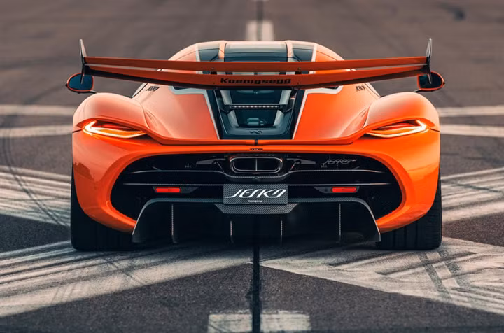 Siêu xe nhanh nhất hành tinh sắp lên dây chuyền sản xuất