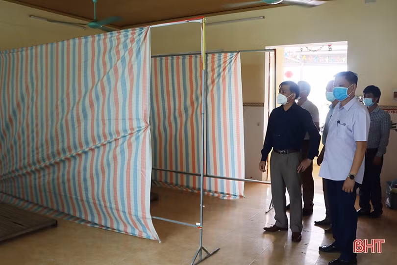 “Lá chắn” phòng ngừa dịch COVID-19 ở Cẩm Xuyên