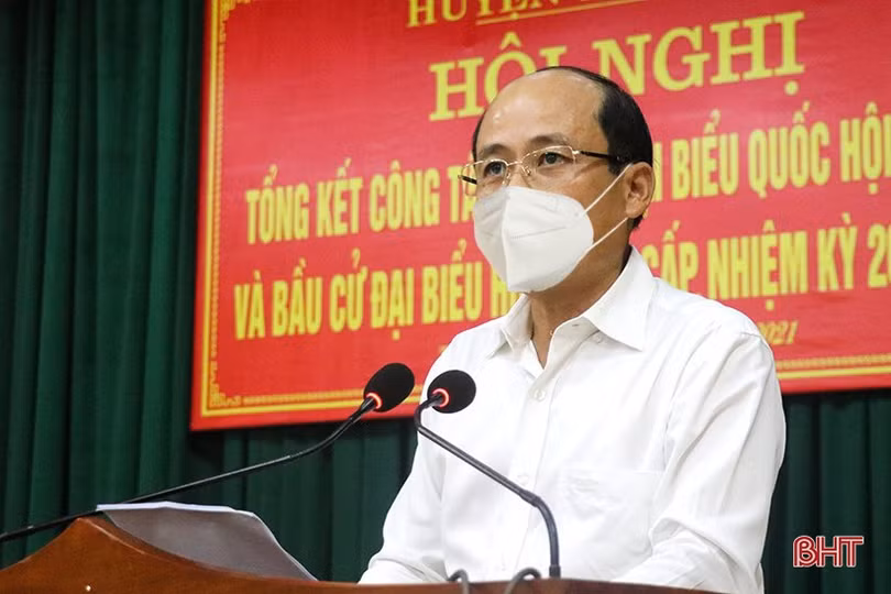 21 tập thể, 14 cá nhân được huyện Thạch Hà khen thưởng trong công tác bầu cử