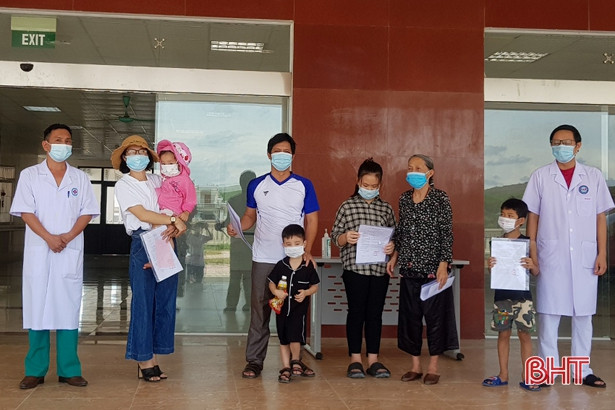 Thêm 7 bệnh nhân Covid-19 điều trị ở Trung tâm Y tế huyện Kỳ Anh ra viện