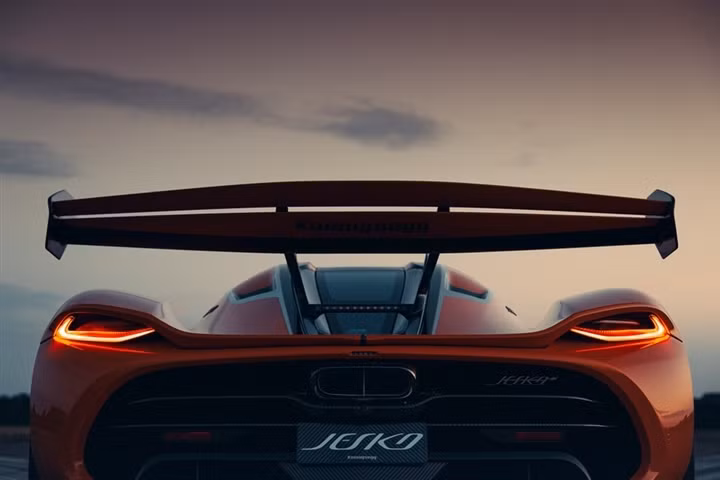 Siêu xe nhanh nhất hành tinh sắp lên dây chuyền sản xuất