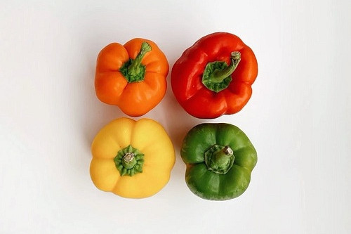 Ba loại rau có chứa nhiều vitamin C hơn cam