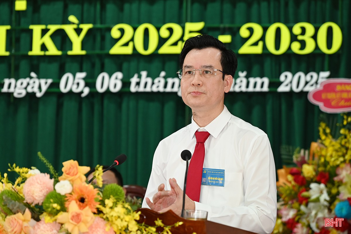 Đồng chí Nguyễn Thanh Điện - Phó Chánh Thanh tra tỉnh phát biểu chỉ đạo đại hội.