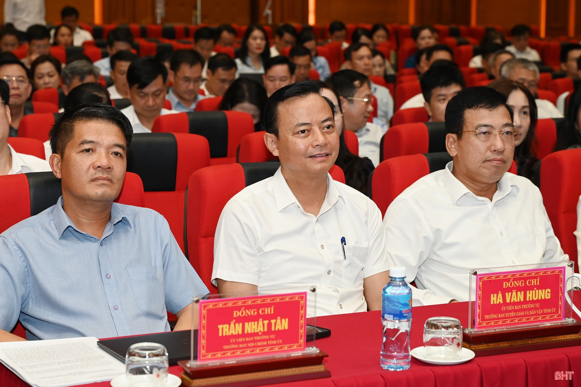 bqbht_br_7-3042.jpg