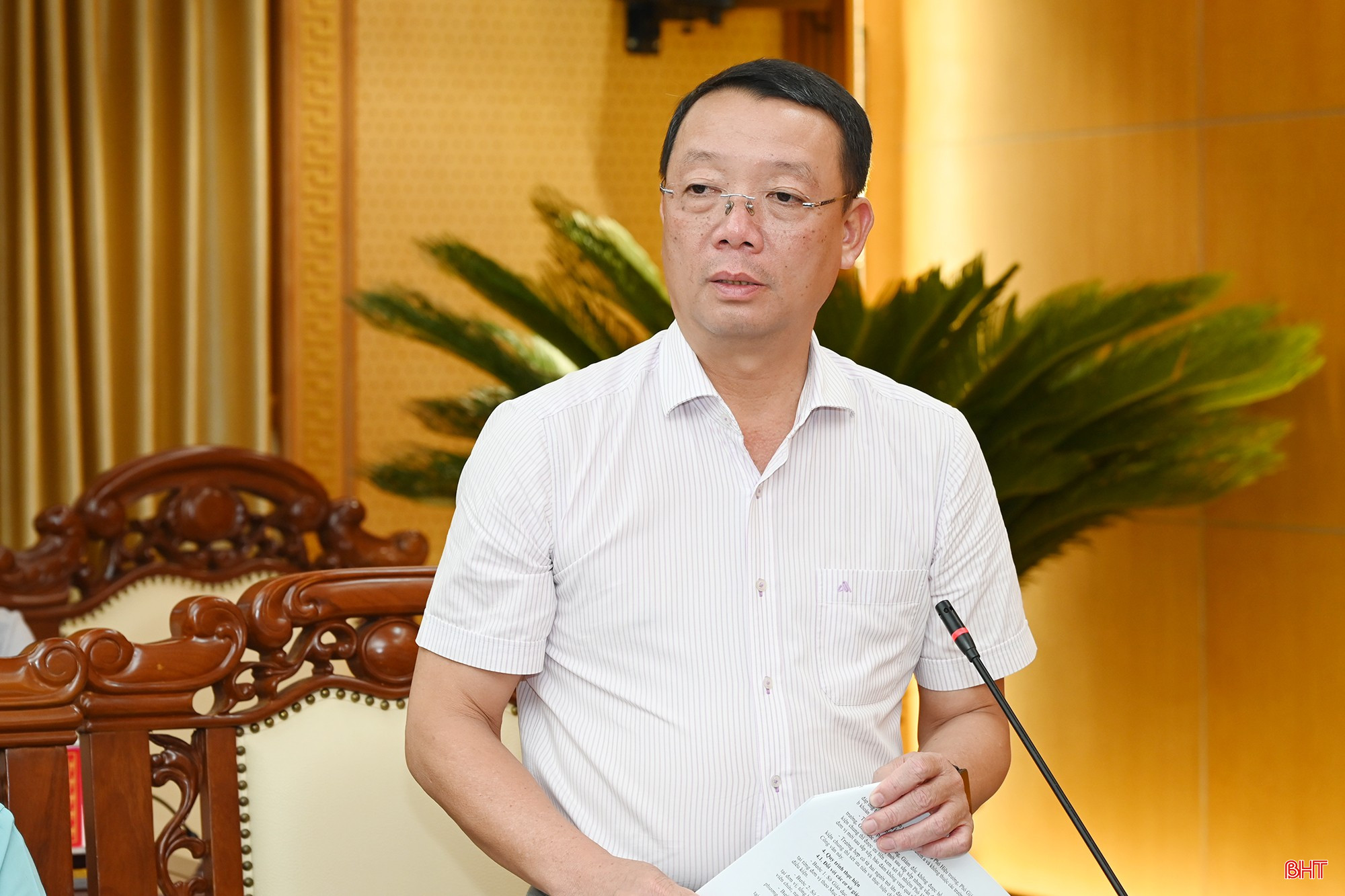 Chủ tịch UBND tỉnh Phan Thiên Định phát biểu tại hội nghị.