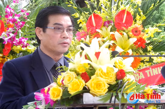 trang nghiem le an tang 12 hai cot liet sy va chuyen gia hy sinh tai lao