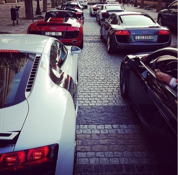 cuoc song cua hoi con nha giau dubai