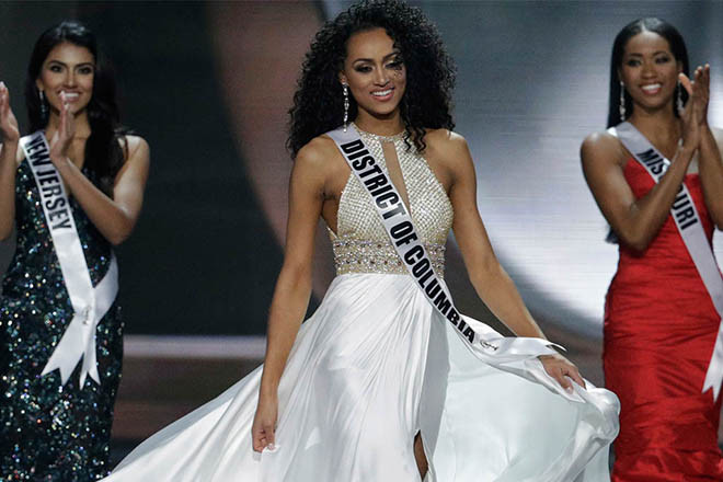 ngam my nu nong bong vua dang quang hoa hau my 2017