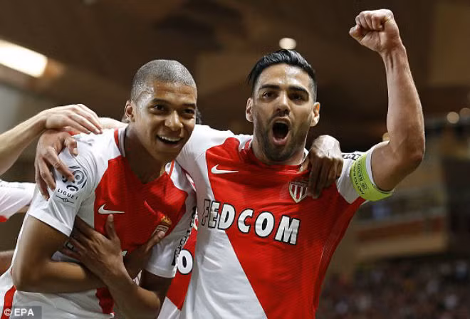 monaco dang quang ligue 1 cau chuyen co tich vi dai