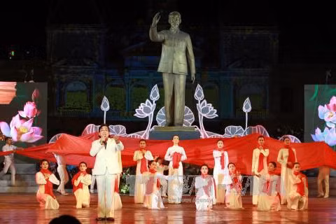 ky niem 70 nam bac ho ve thu do gio ngan lanh dao khang chien chong phap