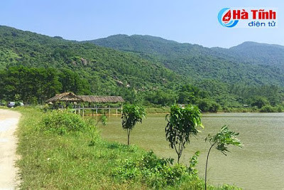 nam sinh lop 10 tu vong duoi ho chua nuoc xuan hoa