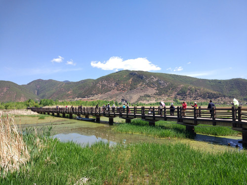 Cầu Tẩu Hôn. vung dat tay luong nu quoc ngoai doi thuc