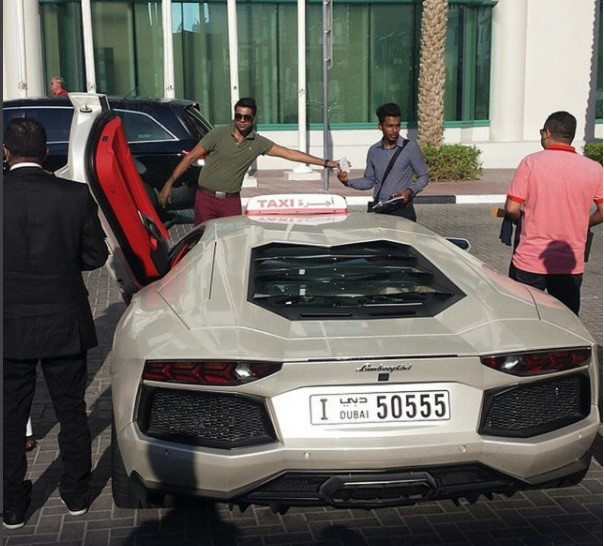 cuoc song cua hoi con nha giau dubai