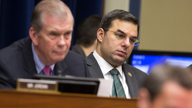 Một số nghị sĩ Cộng hòa lên tiếng cho rằng Tổng thống Trump có thể bị phế truất nếu thực sự đã gây sức ép với cựu giám đốc FBI. Ảnh: The Hill. phe cong hoa bat dau nghi den vien canh trump bi luan toi