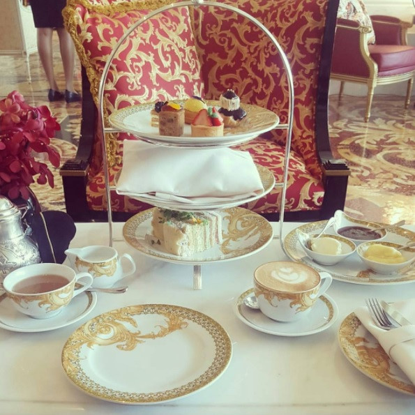 cuoc song cua hoi con nha giau dubai