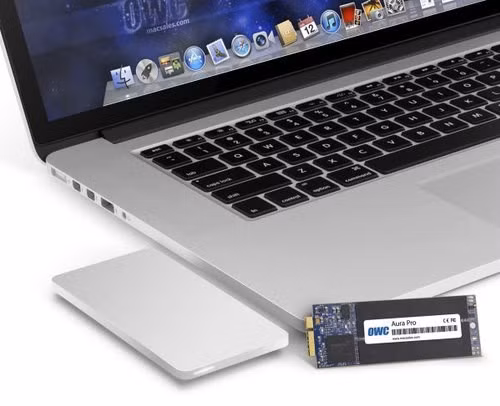 Ổ cứng flash SSD cải thiện trải nghiệm của người dùng đối với máy tính, giúp thời gian khởi động nhanh hơn cũng như truyền tải dữ liệu tốt hơn. Hiện tại, sản phẩm đang có giá bán cao nhưng trong tương lai, khi vấn đề về chi phí sản xuất đã được các hãng giải quyết, SSD có thể thay thế toàn bộ ổ cứng truyền thống hiện nay.