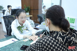 Lãi suất tiền gửi giảm, nguồn vốn huy động tại các ngân hàng ra sao?