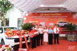 Khách hàng Agribank Hà Tĩnh II trúng ô tô hơn 700 triệu đồng