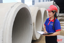 Khơi thông dòng chảy kinh tế tư nhân - "bệ phóng" cho Hà Tĩnh bứt phá