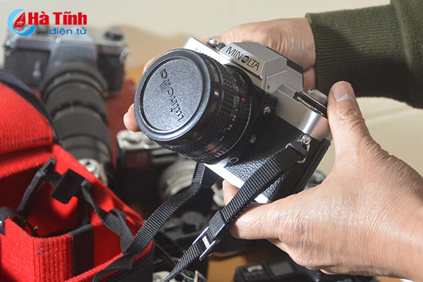 giam doc doanh nghiep khoe bo suu tap may anh co quy hiem