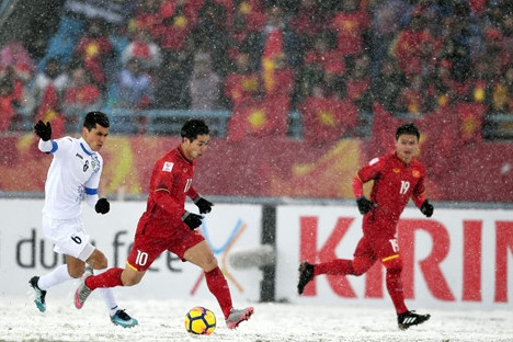 Cổ động viên nhuộm đỏ Thành Sen dù Việt Nam chỉ giành á quân U23 Châu Á