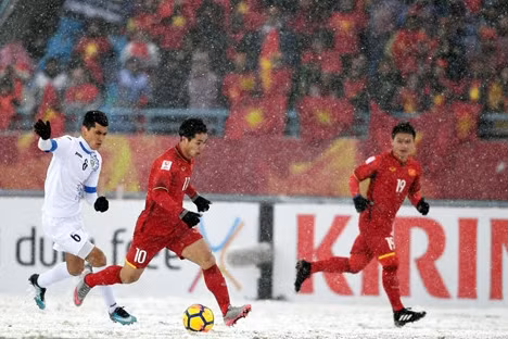 Cổ động viên nhuộm đỏ Thành Sen dù Việt Nam chỉ giành á quân U23 Châu Á