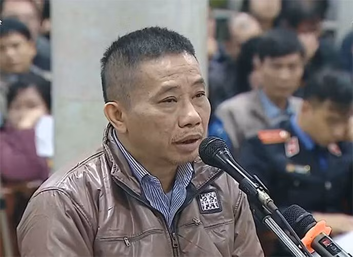 hom nay toa tuyen an voi bi cao dinh la thang va 21 dong pham