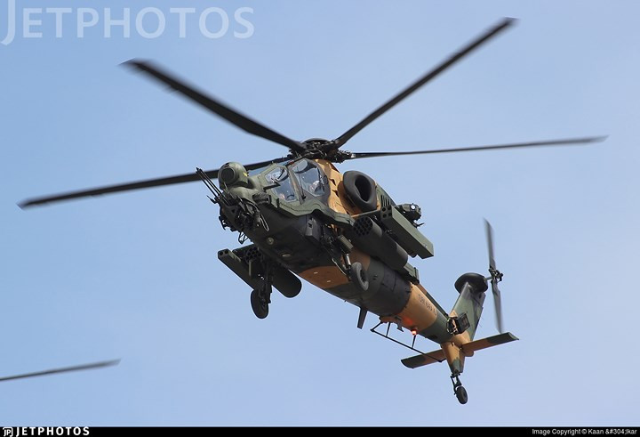 soi suc manh dang gom cua truc thang tan cong atak t 129