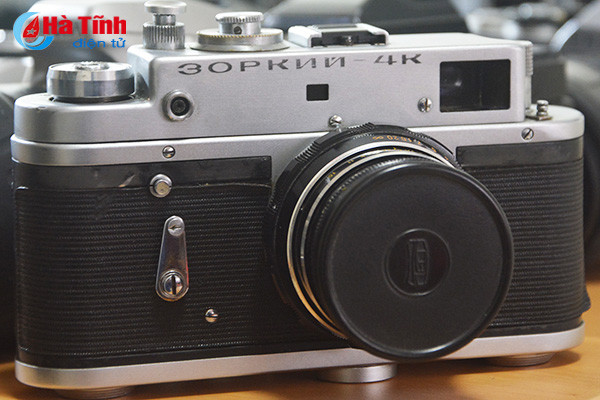 giam doc doanh nghiep khoe bo suu tap may anh co quy hiem