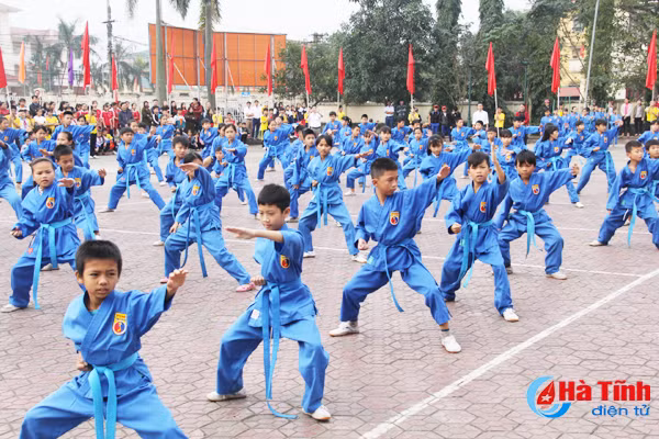 an tuong man vo gay tai hoi khoe phu dong huyen nghi xuan