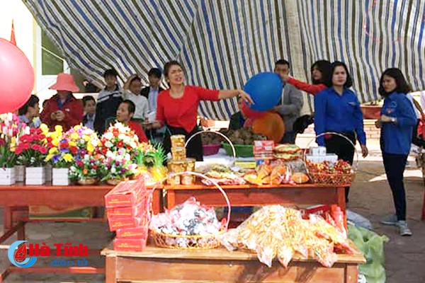 gay quy tu thien giup thanh nien ha tinh tinh nguyen hien dau cho y hoc